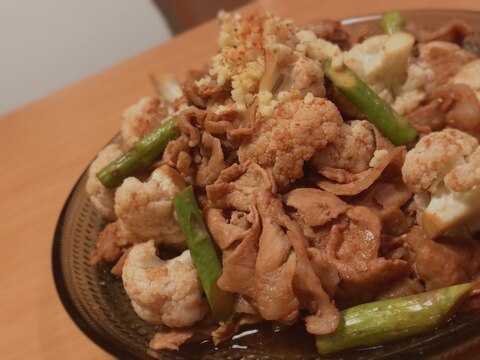 豚肉とカリフラワーの甜麺醤炒め
